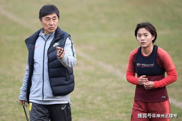 克罗斯评德国杯决赛：3-0远未体现比赛过程，拜仁凭个人赢比赛